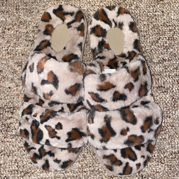 Stars‎ Above Womens Animal Print Slippers - Picture 1 of 4
